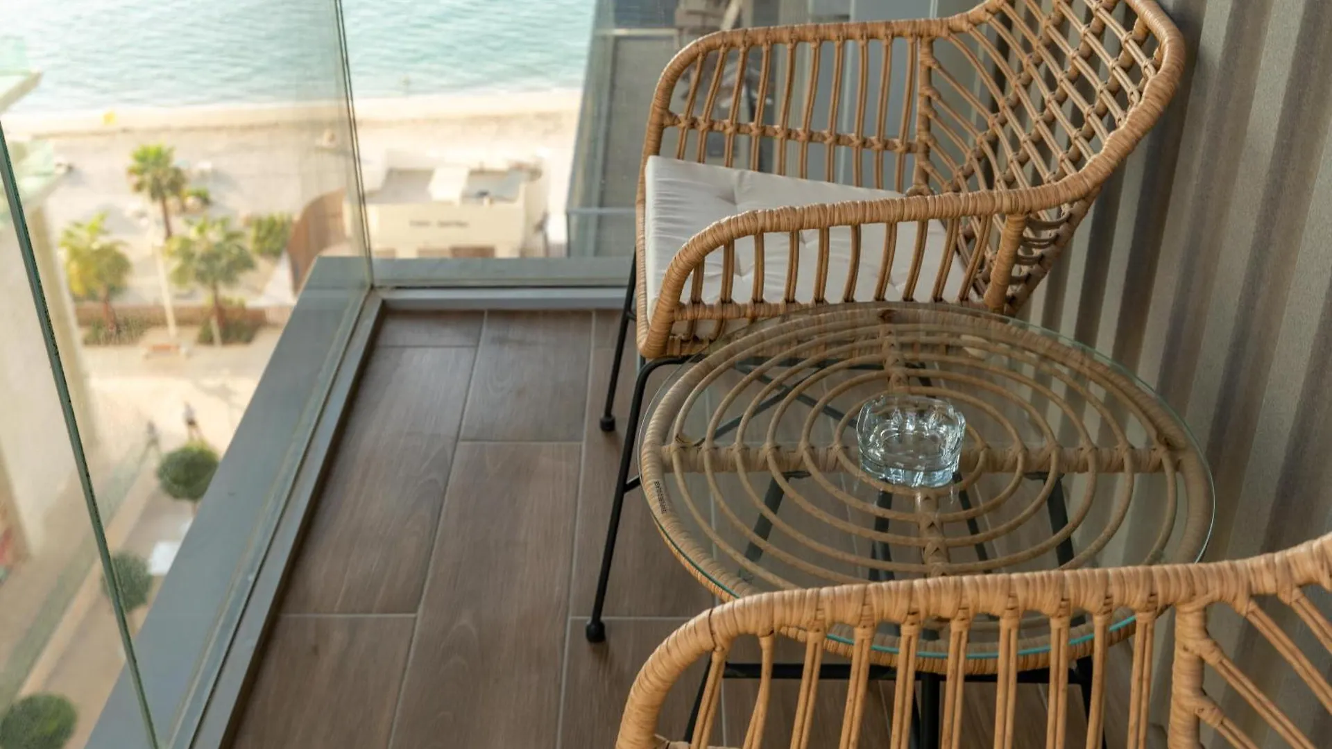 White Sage Sun And Sand 1Br At Beach Isle Emaar Beachfront 두바이 0*,