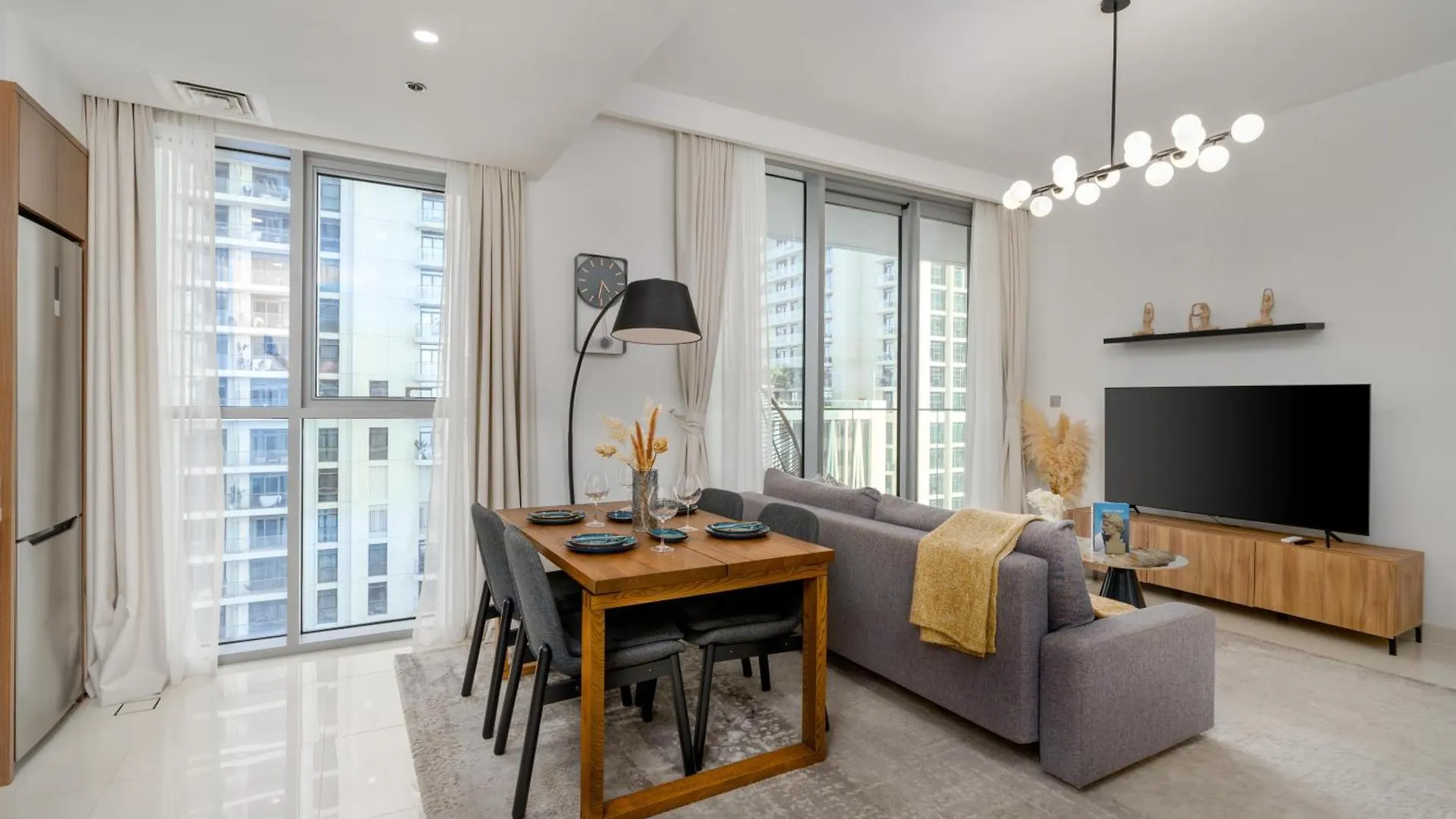 White Sage Sun And Sand 1Br At Beach Isle Emaar Beachfront 두바이