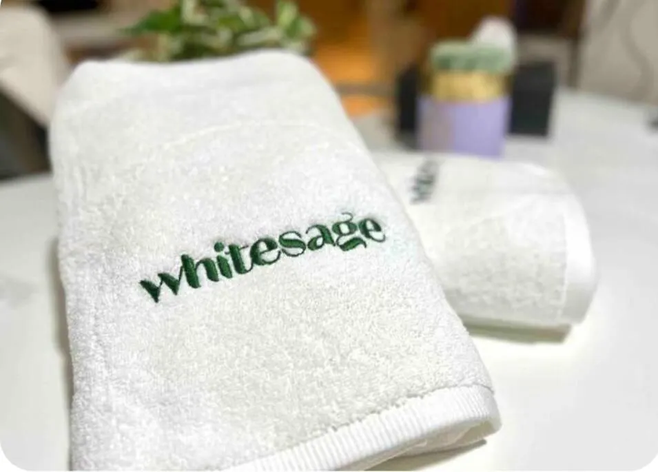 White Sage Sun And Sand 1Br At Beach Isle Emaar Beachfront Dubai