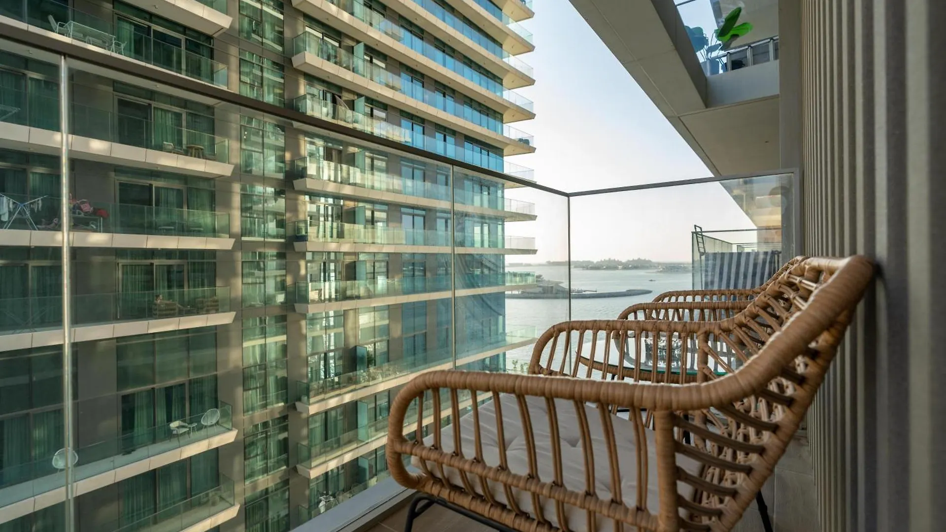 Apartment White Sage Sun And Sand 1Br At Beach Isle Emaar Beachfront Dubai
